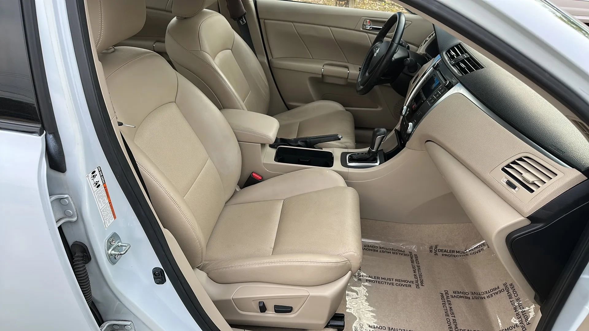 Used 2012 Suzuki Kizashi SE image 23