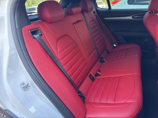 New 2026 Alfa Romeo Stelvio Sprint w/ Convenience Package image 17