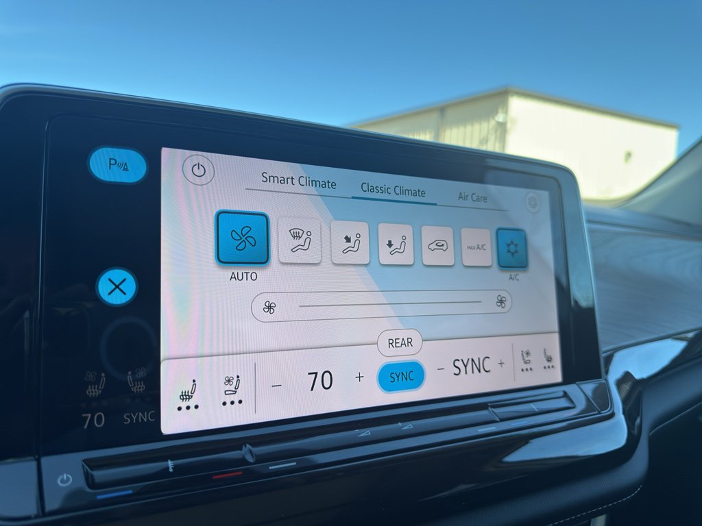 New 2026 Volkswagen Atlas SE FWD image 19