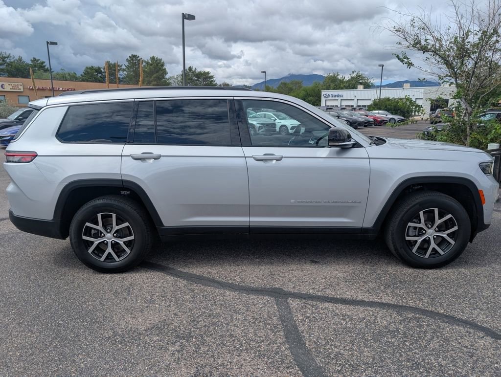 Used 2024 Jeep Grand Cherokee L Limited w/ Luxury Tech Group II AWD/4WD image 6