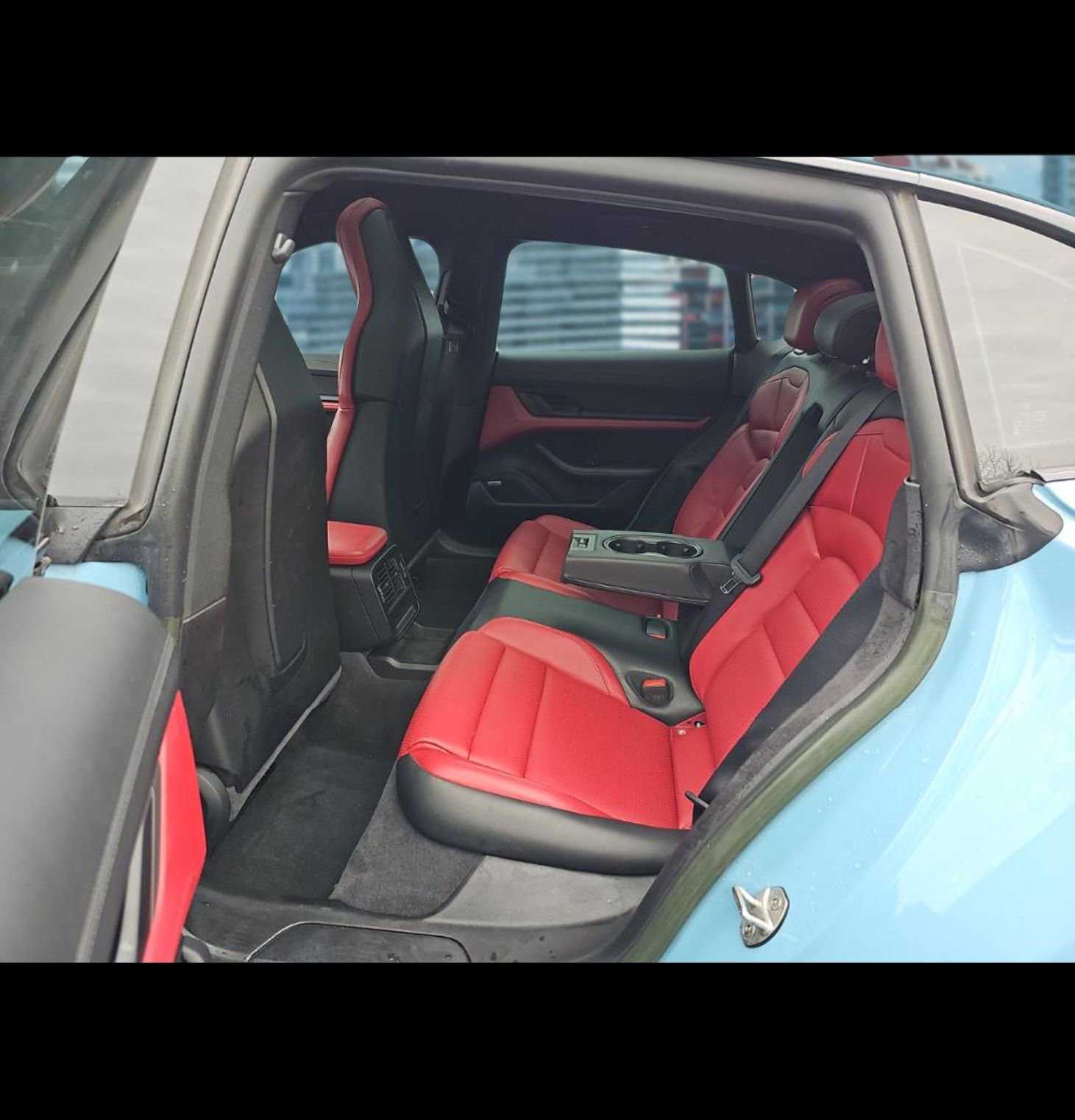 Used 2022 Porsche Taycan 4 Cross Turismo image 9