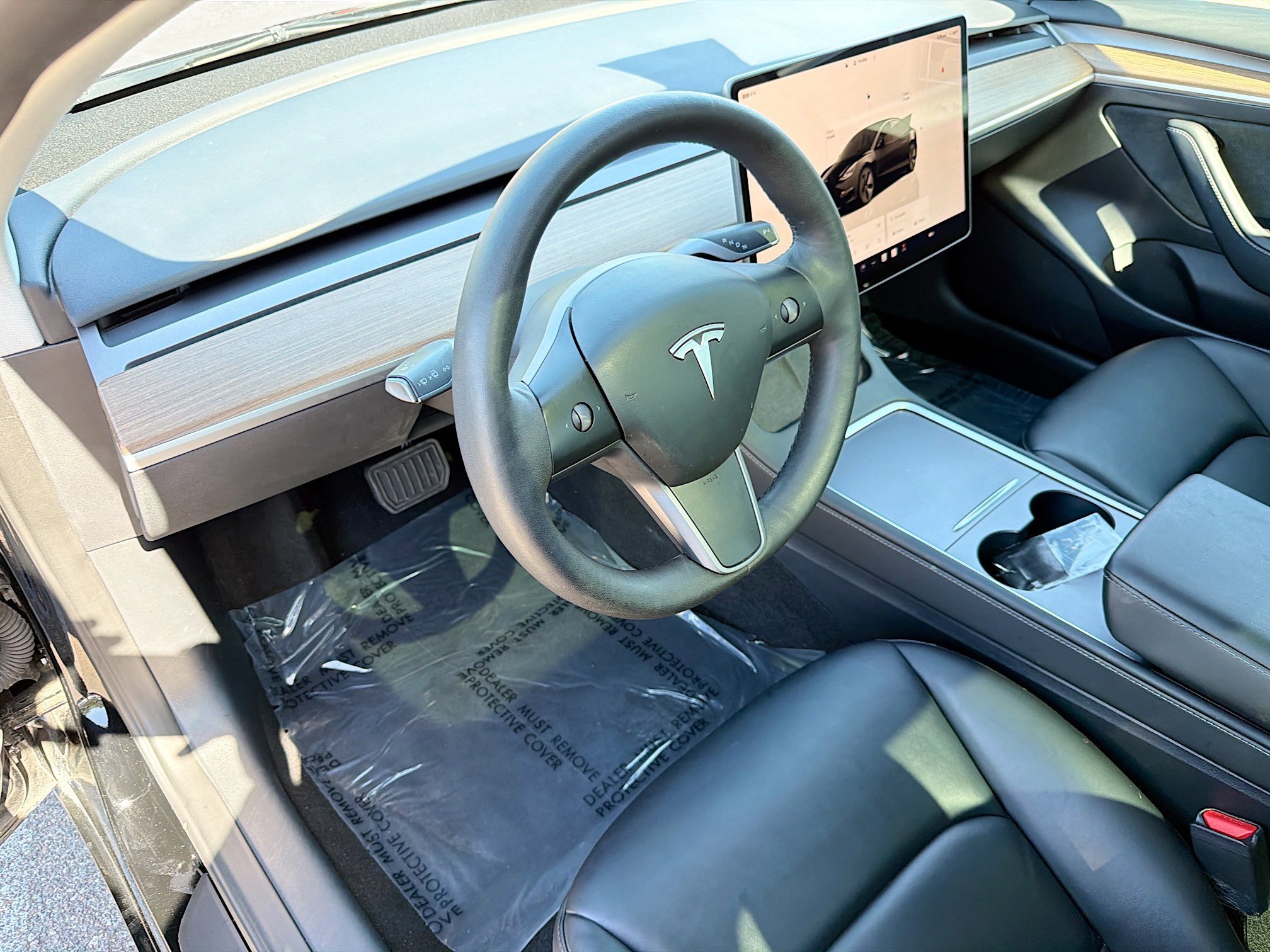 Used 2023 Tesla Model 3 Standard Range image 25