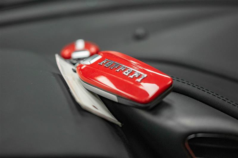 Used 2018 Ferrari 488 GTB RWD image 24