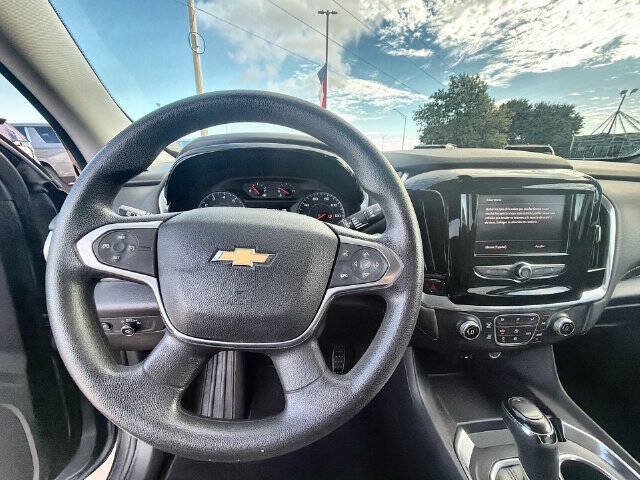 Used 2020 Chevrolet Traverse LS w/ LPO, Floor Liner Package FWD image 11