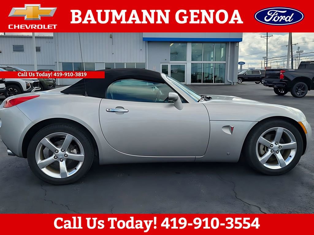 Used 2006 Pontiac Solstice Convertible w/ Premium Package image 7