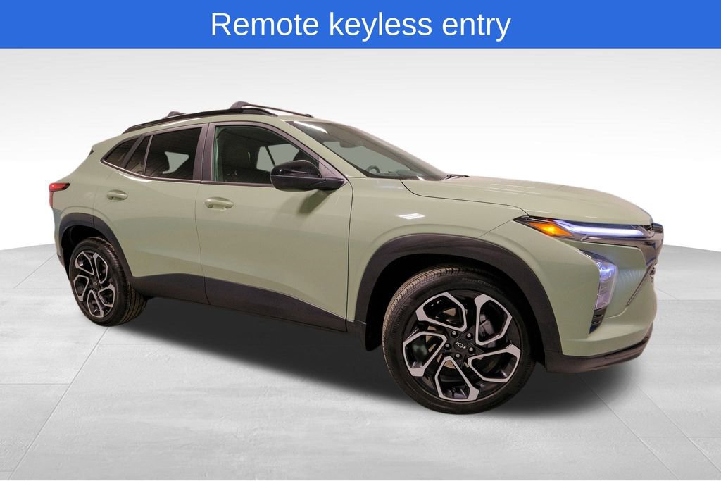 Used 2024 Chevrolet Trax RS w/ Sunroof Package image 10