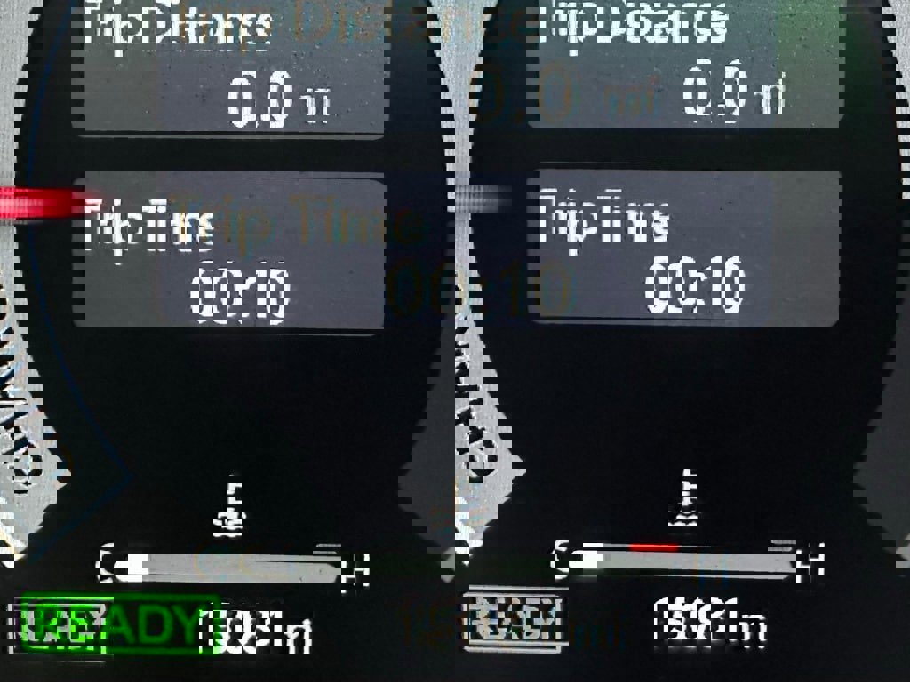 Used 2025 Toyota Sienna XSE image 24