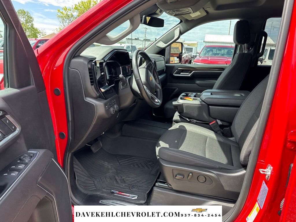 Used 2025 Chevrolet Silverado 3500 LT w/ All Star Edition AWD/4WD image 10