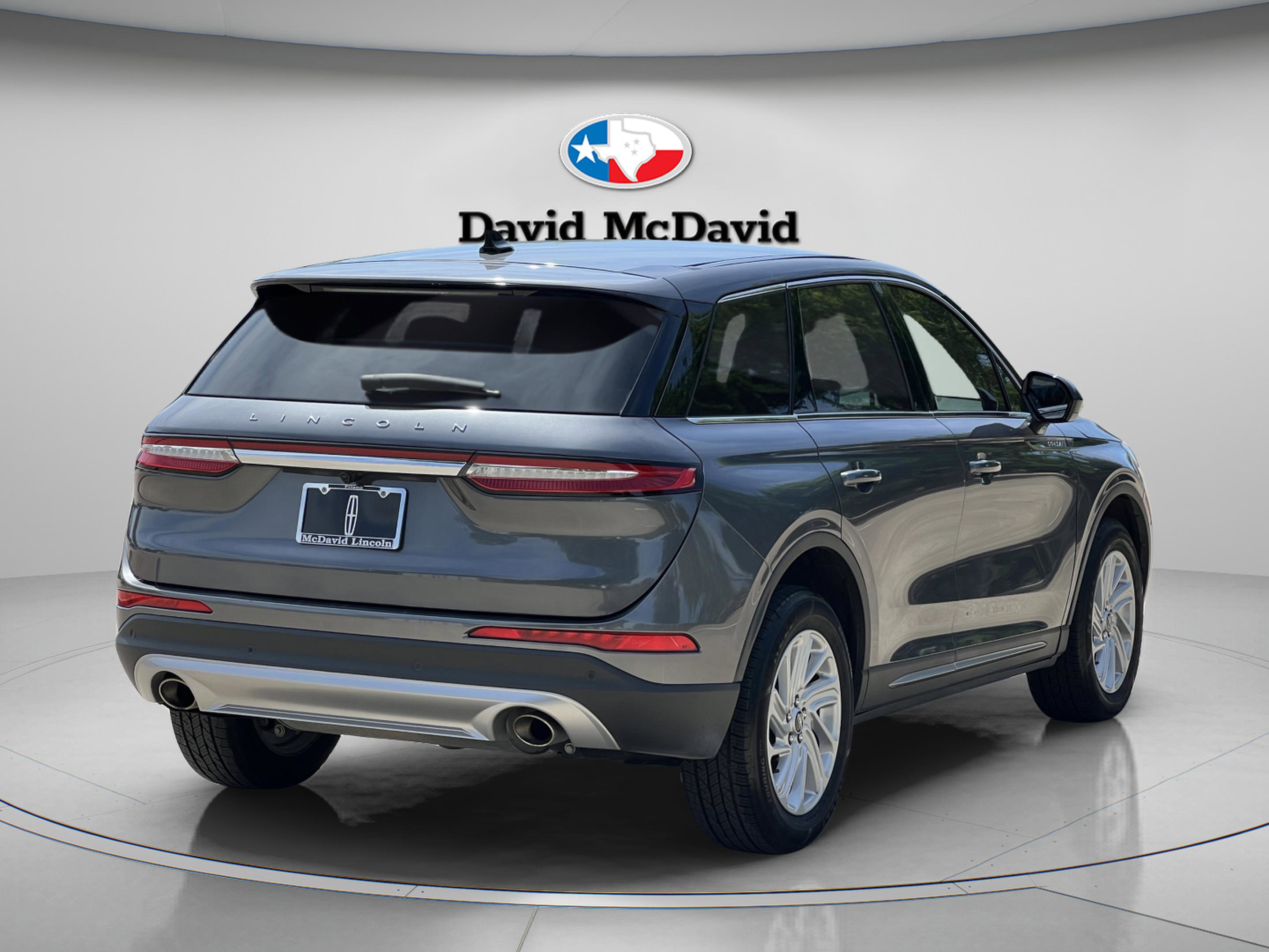 Certified 2023 Lincoln Corsair AWD image 6