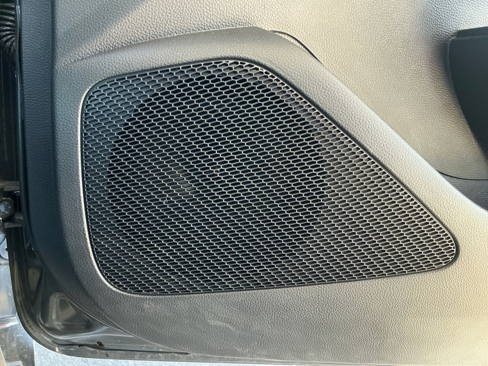 Used 2025 Toyota Corolla SE FWD image 26