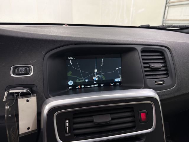 Used 2017 Volvo V60 T5 Premier w/ Convenience Package image 26