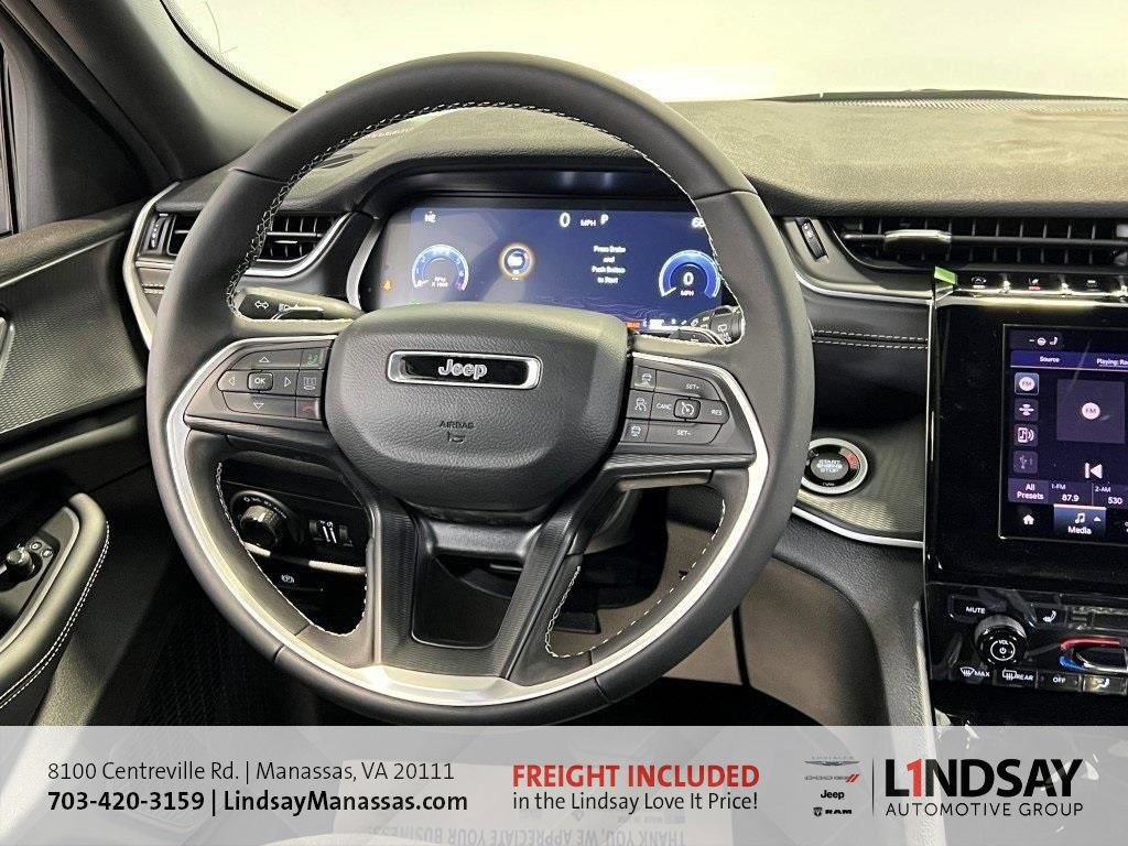 New 2025 Jeep Grand Cherokee Laredo w/ Luxury Tech Group I image 20