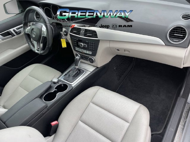 Used 2014 Mercedes-Benz C 250 Sedan image 11