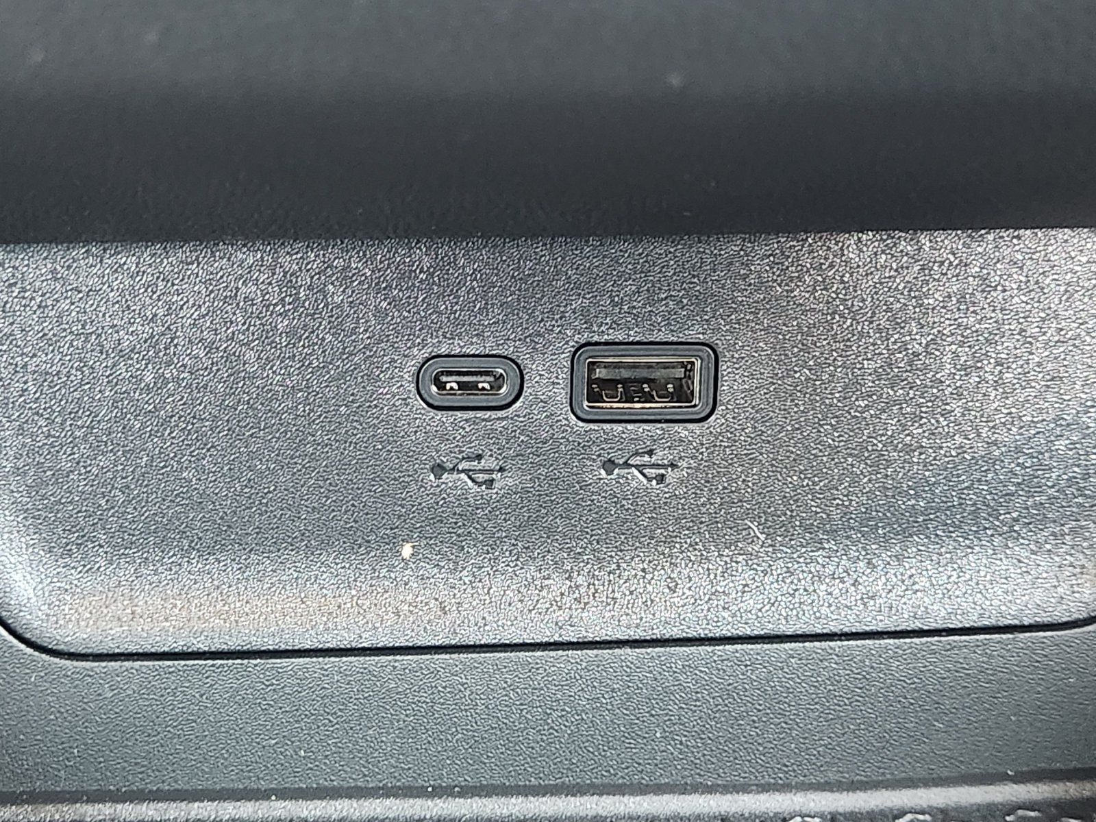 New 2027 Chevrolet Equinox LT w/ Safety and Technology Package FWD image 19