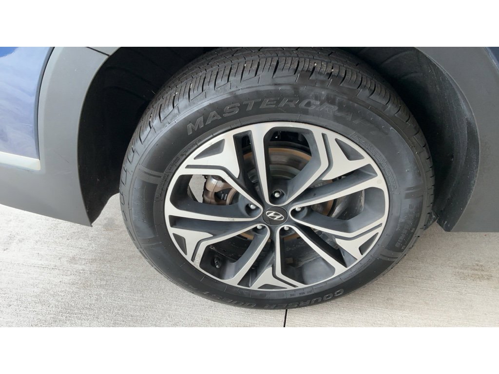 Used 2019 Hyundai Santa Fe AWD image 5