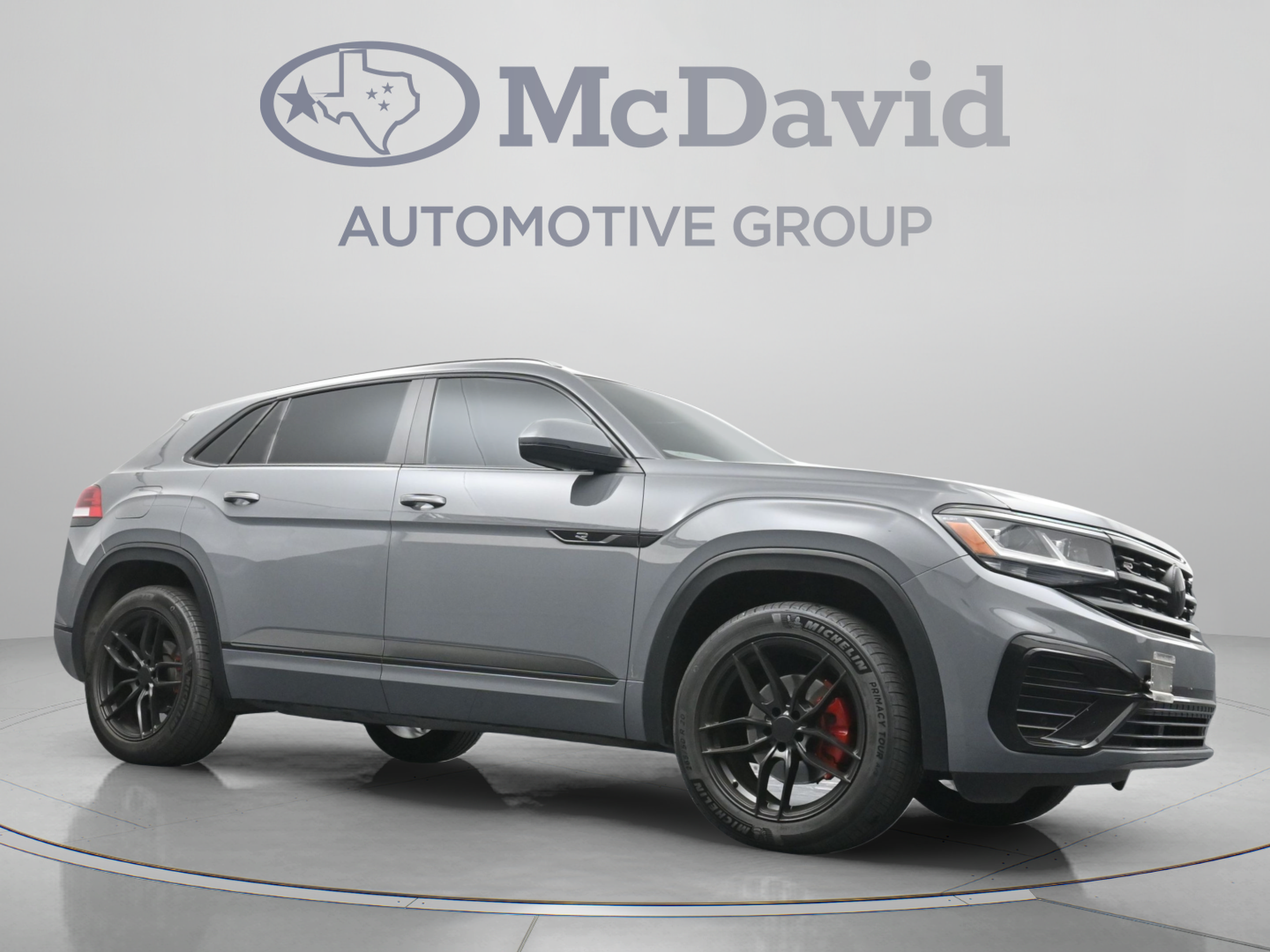 Used 2020 Volkswagen Atlas Cross Sport SEL R-Line FWD image 25