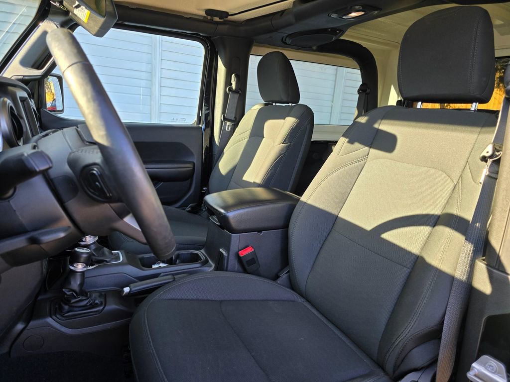 Used 2018 Jeep Wrangler Sport S image 18