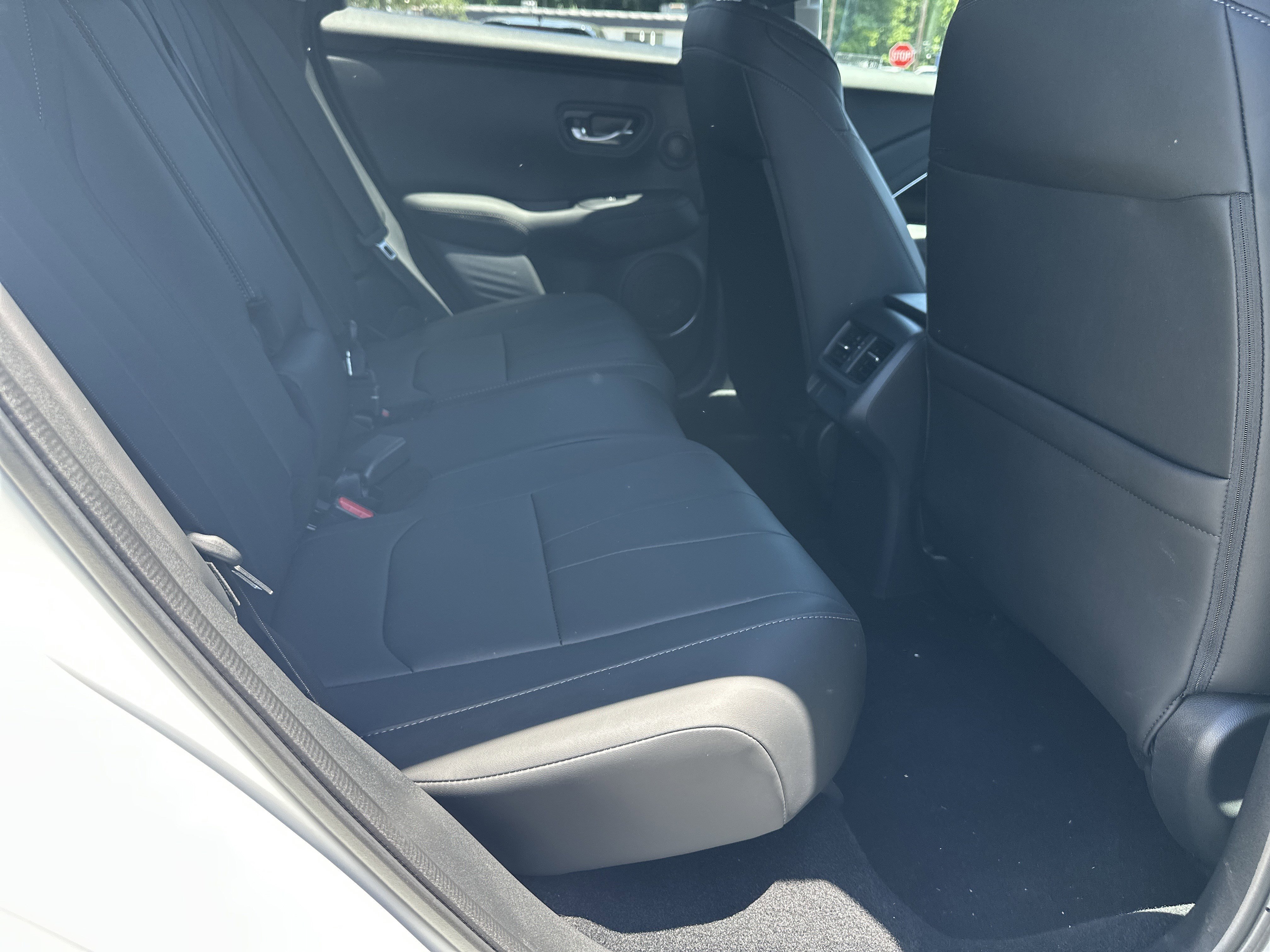 Certified 2025 Acura ADX FWD image 17