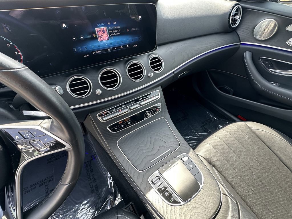 Certified 2022 Mercedes-Benz E 350 4MATIC Sedan image 31