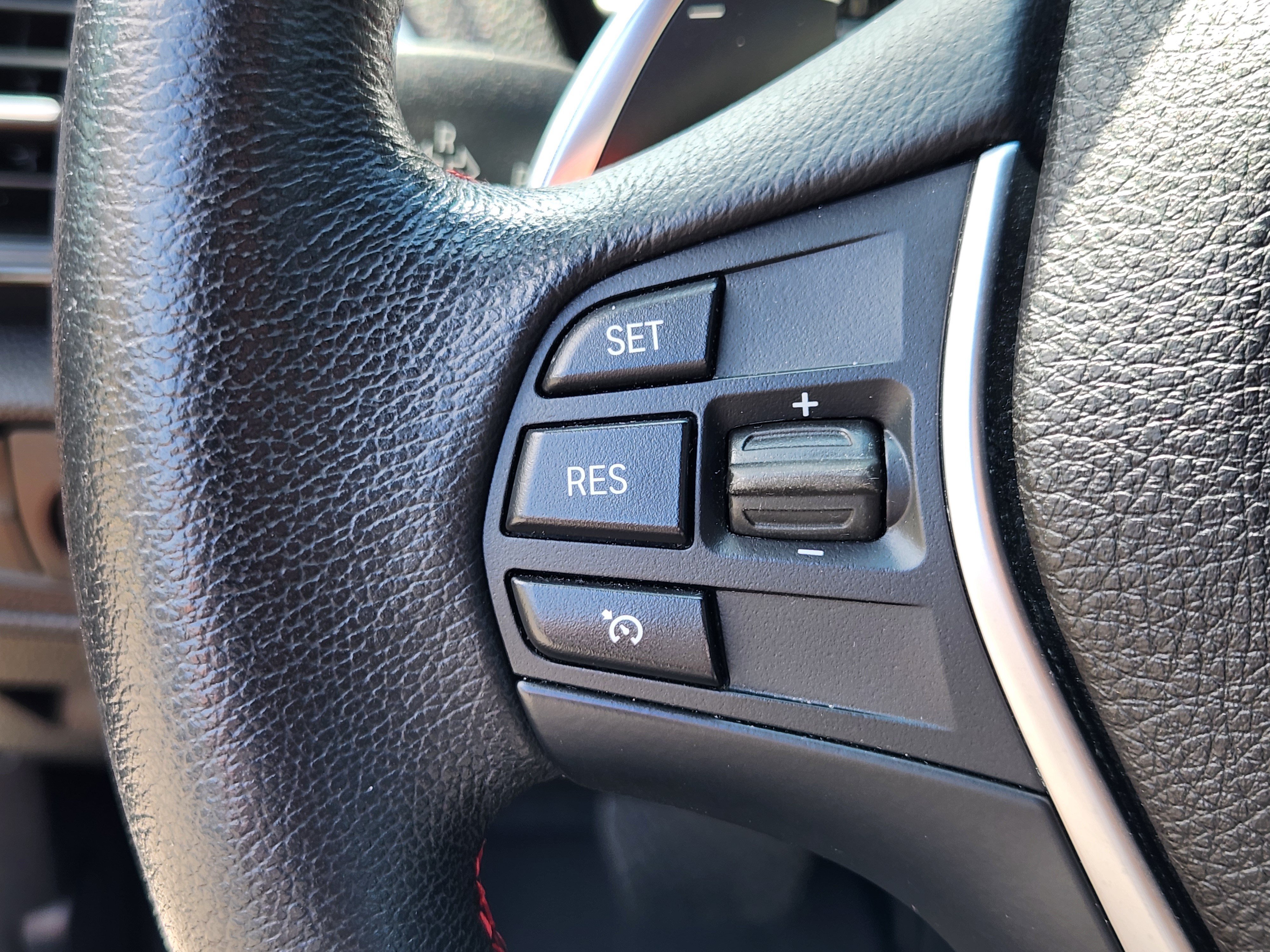 Used 2017 BMW 230i xDrive Coupe AWD/4WD image 25