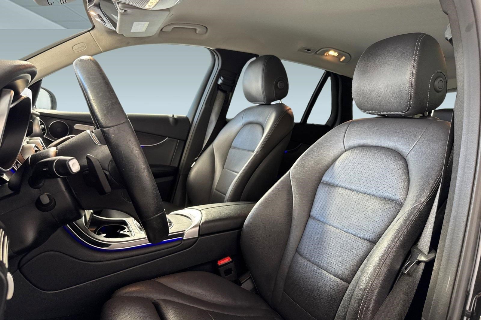 Used 2022 Mercedes-Benz GLC 300 image 5