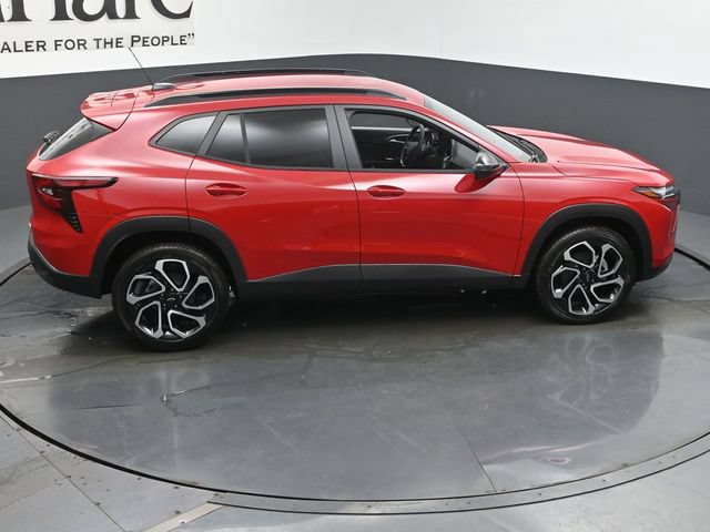 New 2026 Chevrolet Trax RS w/ Driver Confidence Package FWD image 17