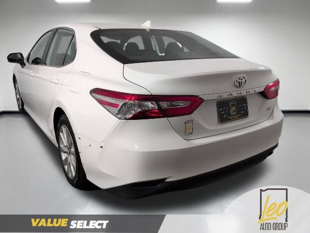Used 2019 Toyota Camry LE image 5