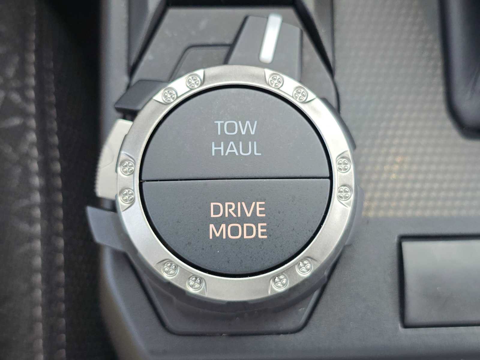 Certified 2026 Toyota 4Runner SR5 AWD/4WD image 37