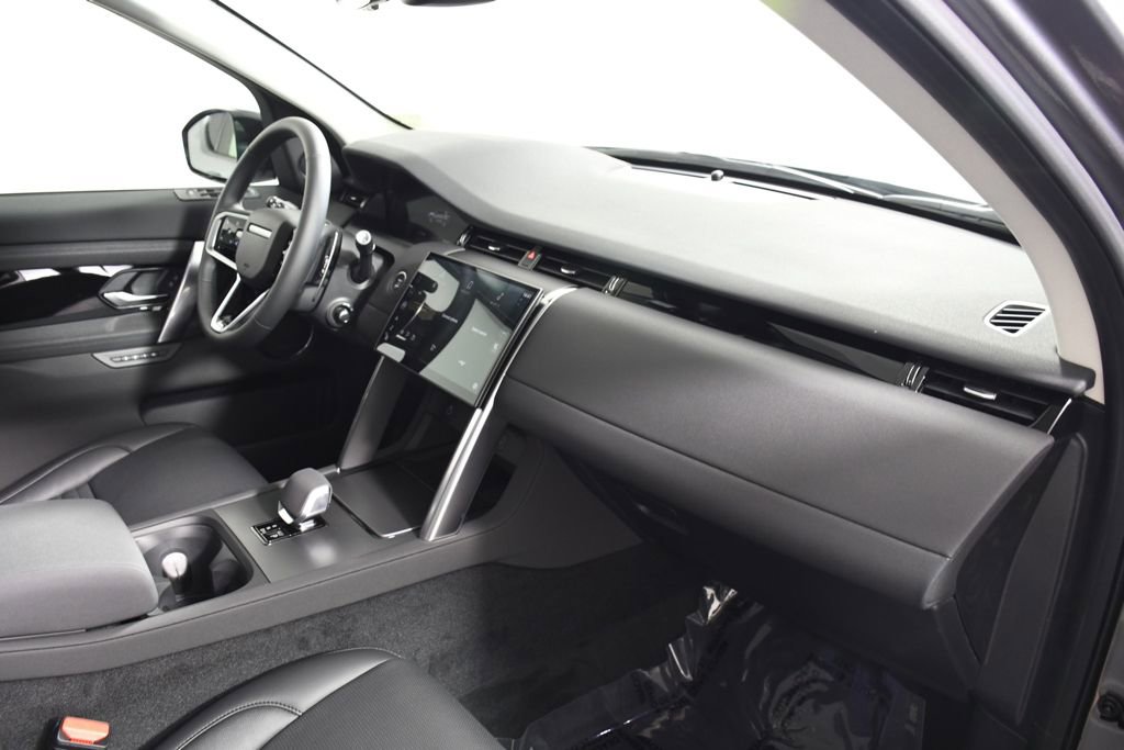 Used 2025 Land Rover Discovery Sport S image 19