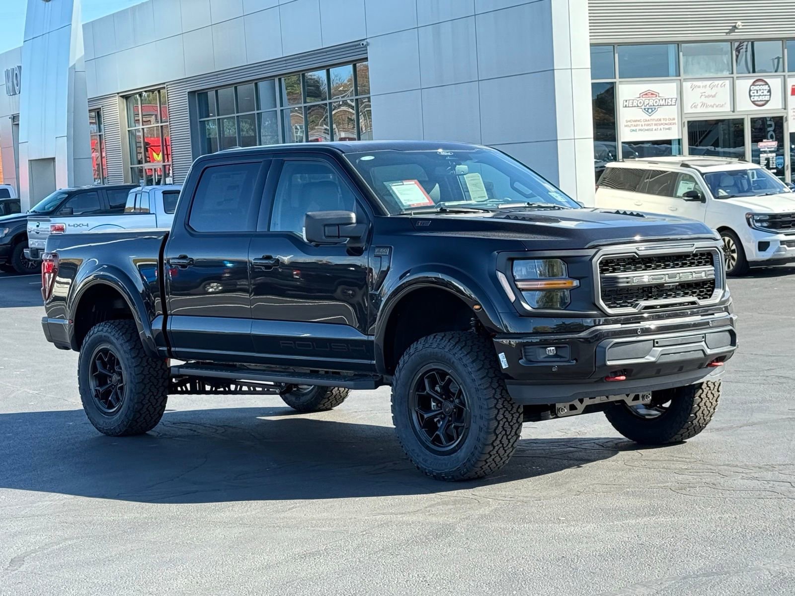 New 2025 Ford F150 XLT w/ Equipment Group 303A High image 9