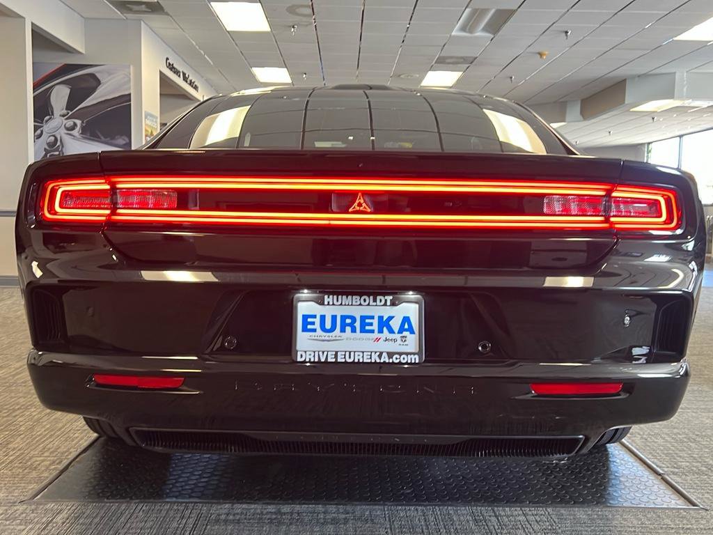 Used 2024 Dodge Charger R/T w/ Plus Group image 7