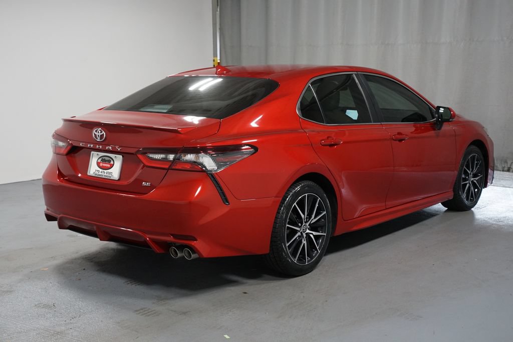 Certified 2024 Toyota Camry SE FWD image 8