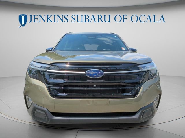 Used 2025 Subaru Forester Touring w/ Popular Package - Touring AWD/4WD image 8