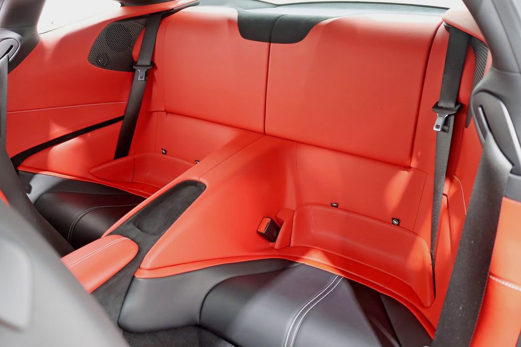 Used 2022 Ferrari Roma RWD image 39