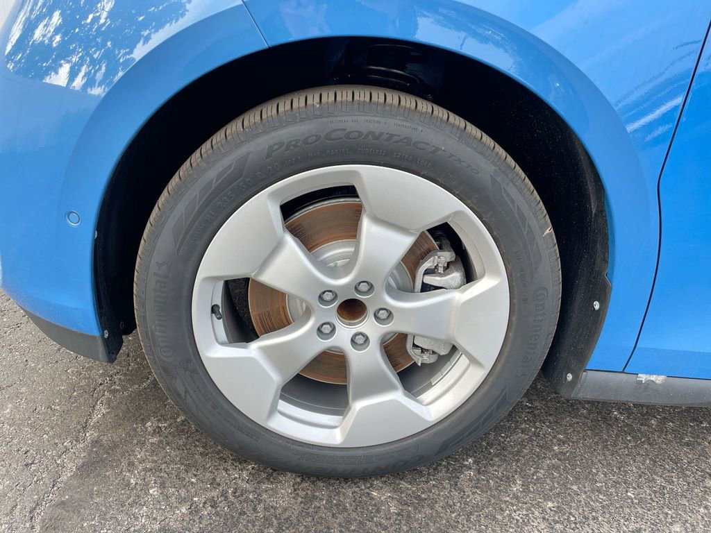 New 2025 Volkswagen ID. Buzz Pro S Plus image 37