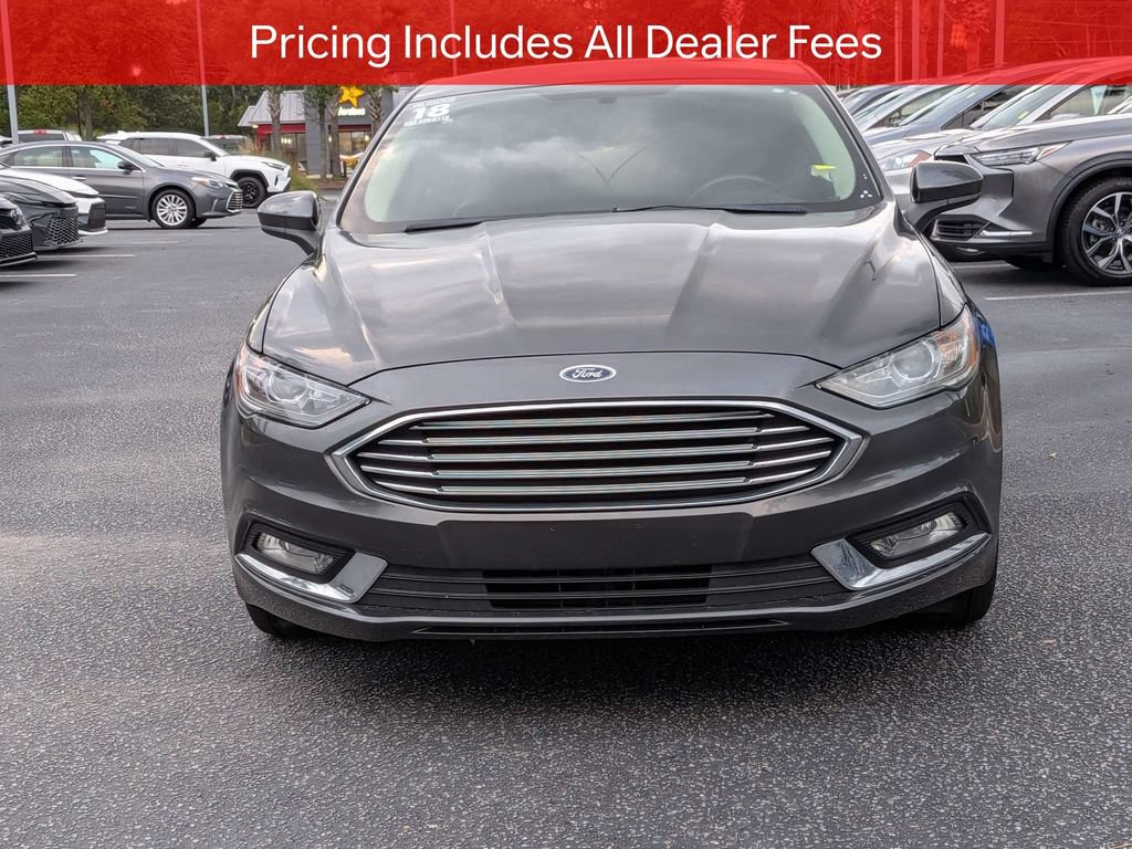 Used 2018 Ford Fusion SE w/ Equipment Group 201A FWD image 9