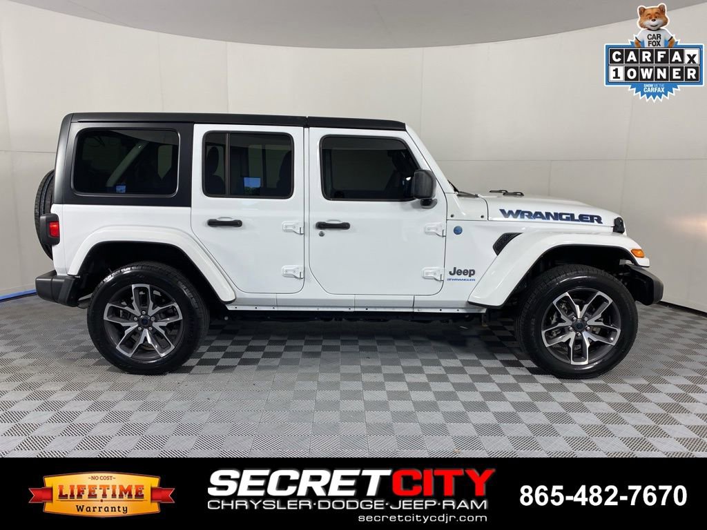 Used 2024 Jeep Wrangler Unlimited AWD/4WD image 8