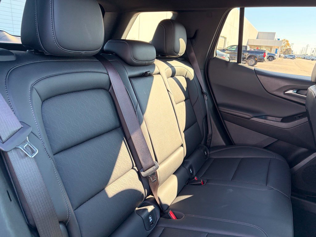 Used 2026 Chevrolet Equinox LT w/ Convenience Package II AWD/4WD image 24