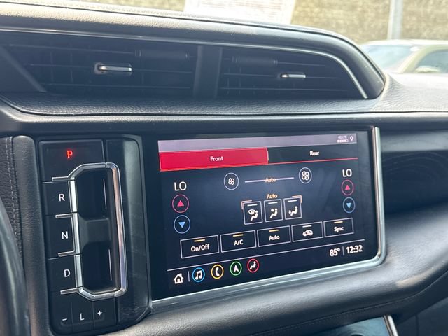 Used 2021 GMC Yukon XL Denali AWD/4WD image 24