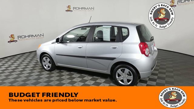 Used 2011 Chevrolet Aveo5 LT w/ LPO, Bodyside Molding Package image 6