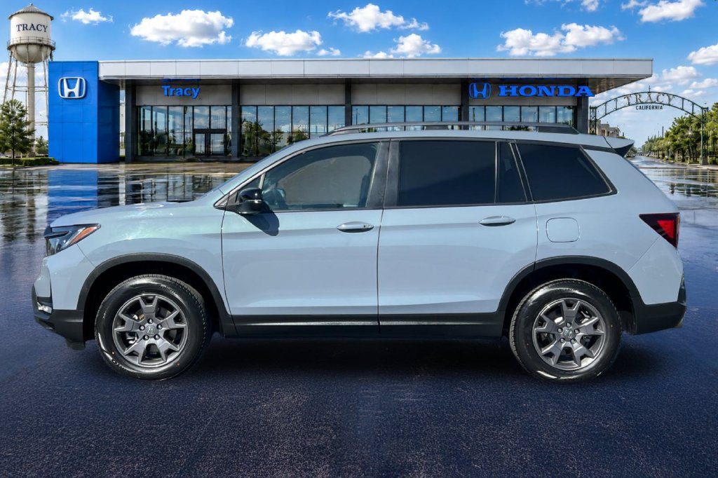 Certified 2024 Honda Passport TrailSport image 12