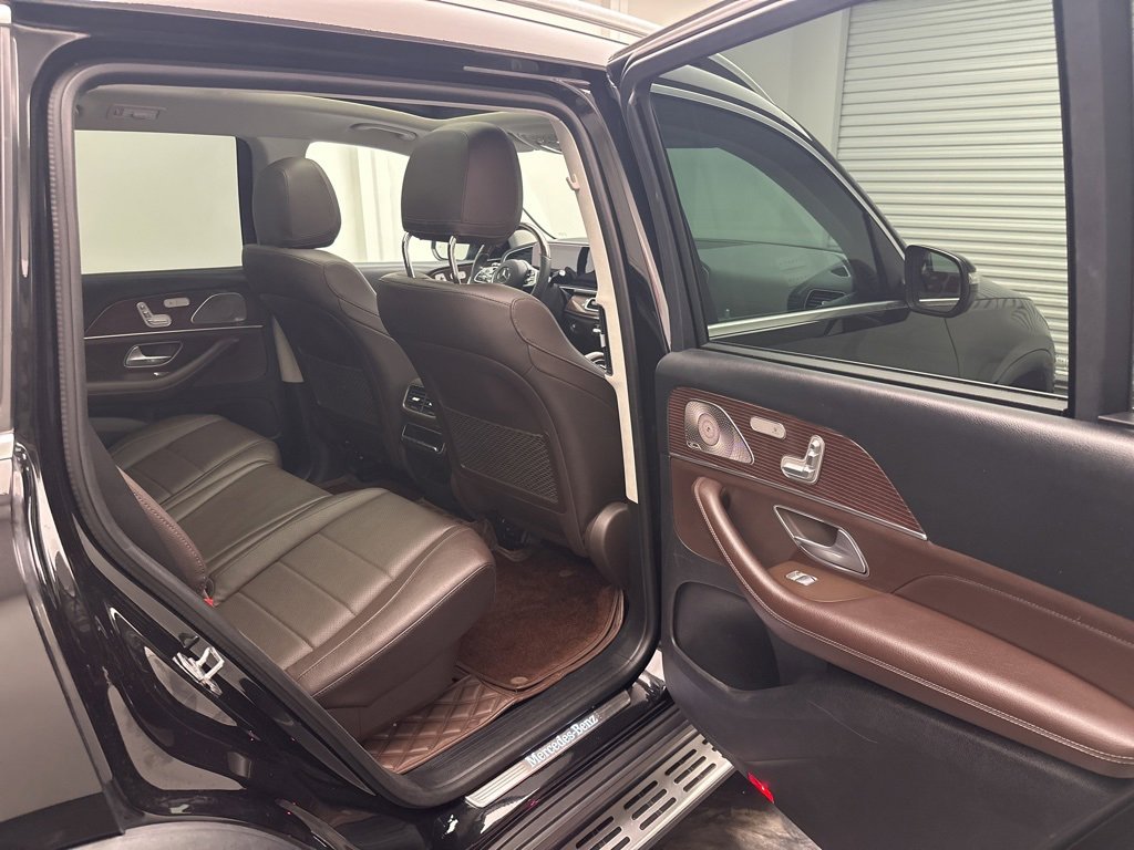 Used 2021 Mercedes-Benz GLS 450 4MATIC image 7