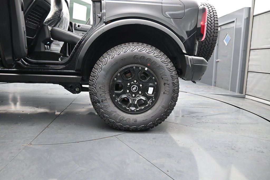 New 2026 Ford Bronco Badlands AWD/4WD image 18