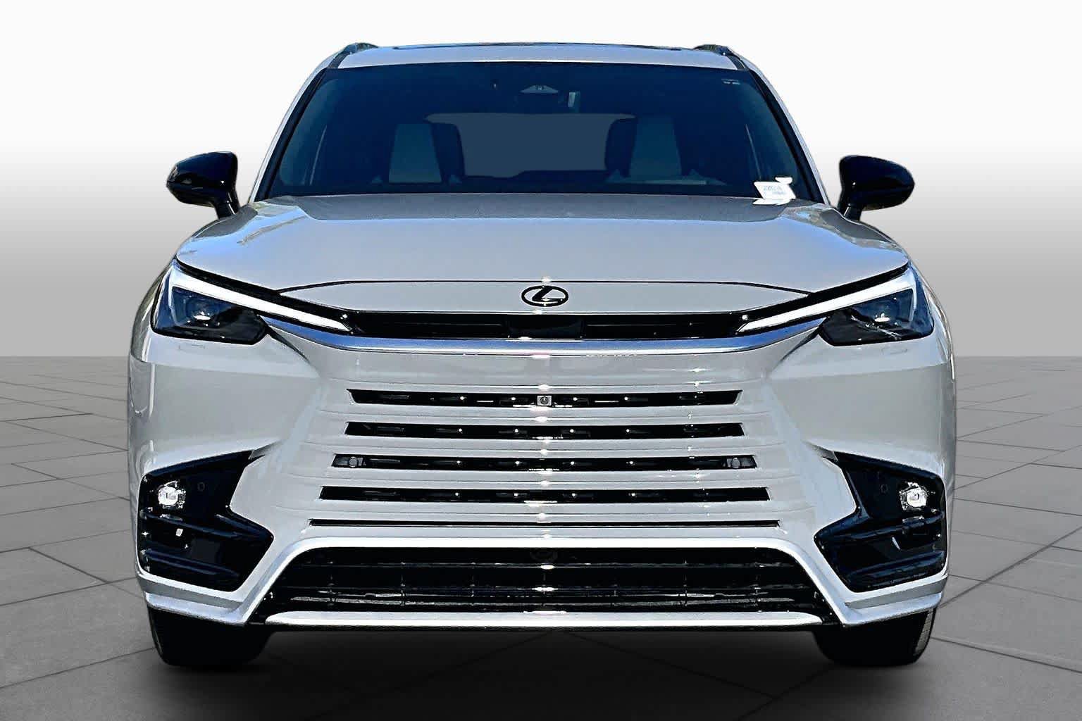 New 2026 Lexus TX 500h AWD w/ Technology Package image 3