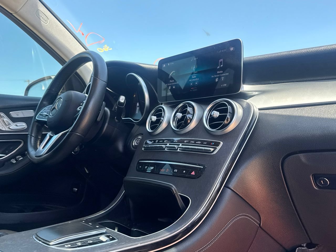 Used 2021 Mercedes-Benz GLC 300 image 27