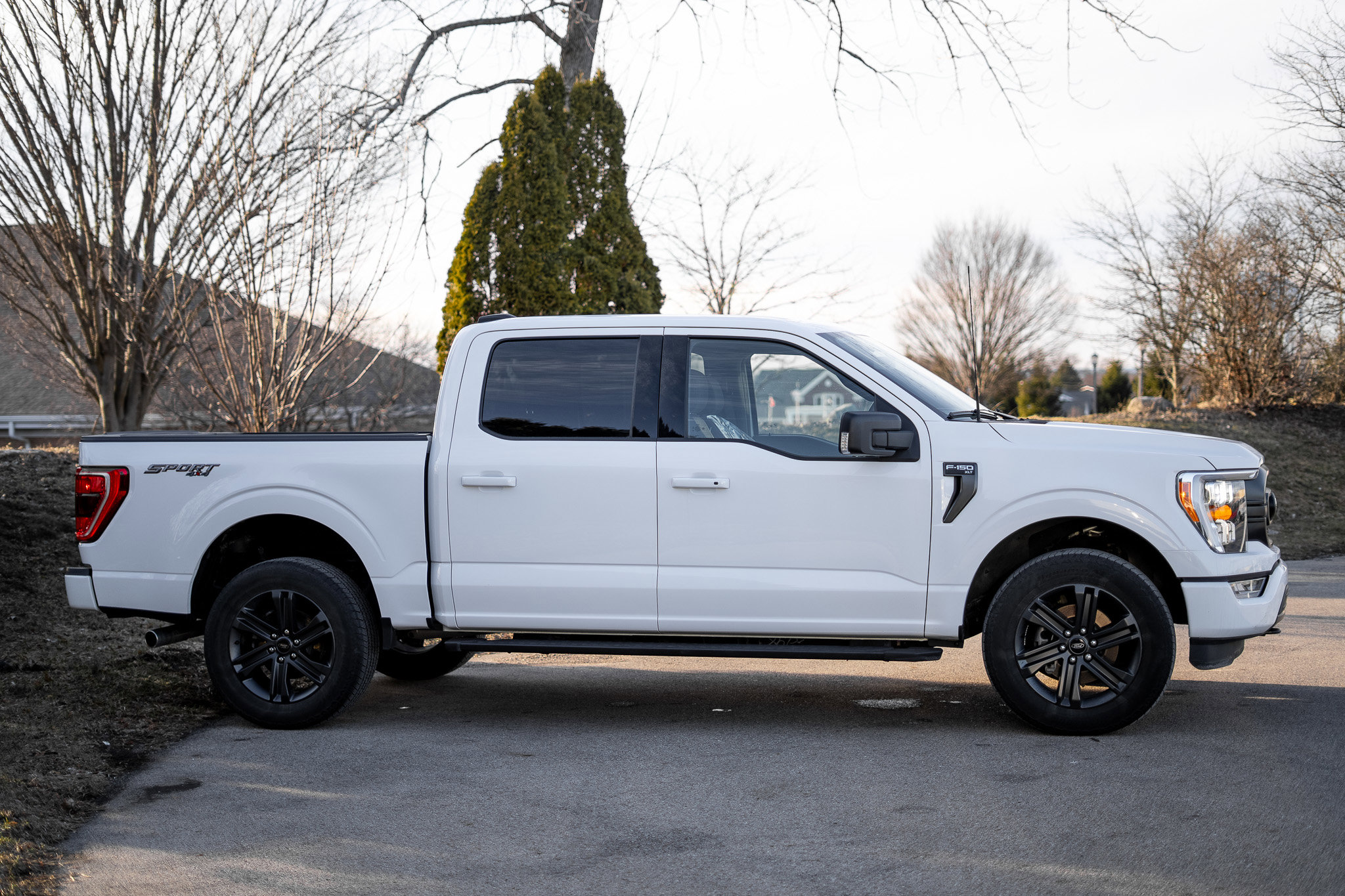 Used 2023 Ford F150 XLT w/ Equipment Group 302A High image 4