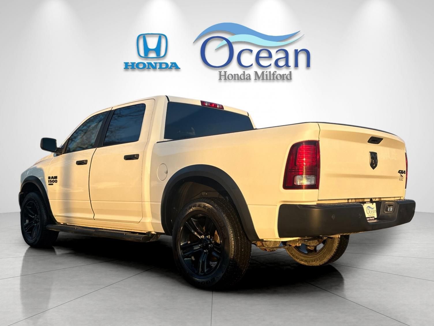 Used 2023 RAM 1500 Classic Warlock image 5