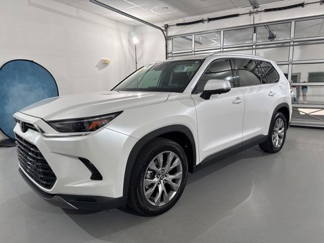 Used 2024 Toyota Grand Highlander Limited AWD/4WD image 4