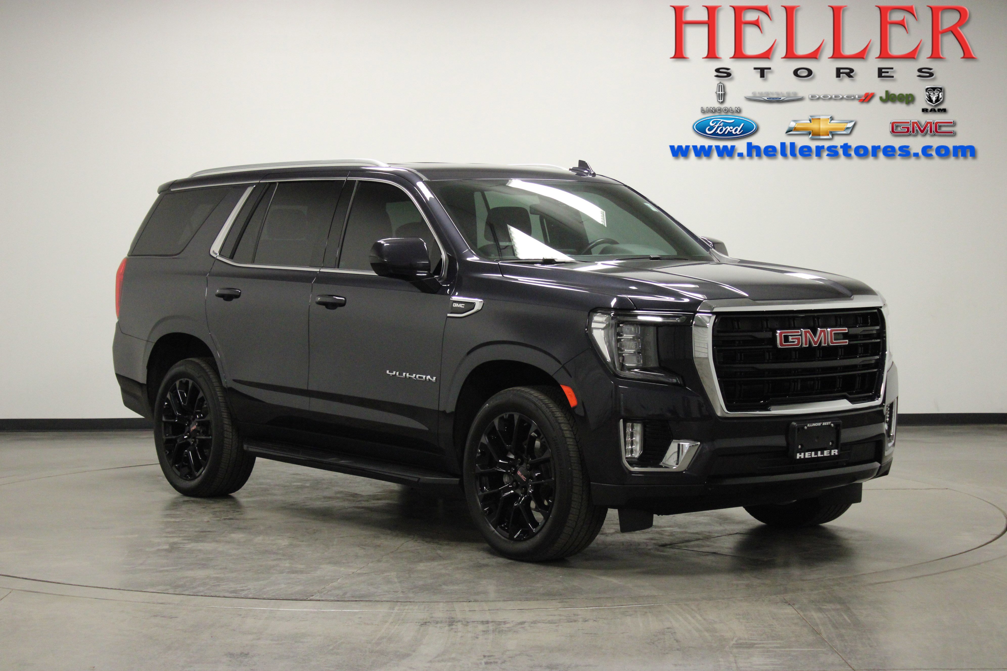 Used 2023 GMC Yukon SLE image 1