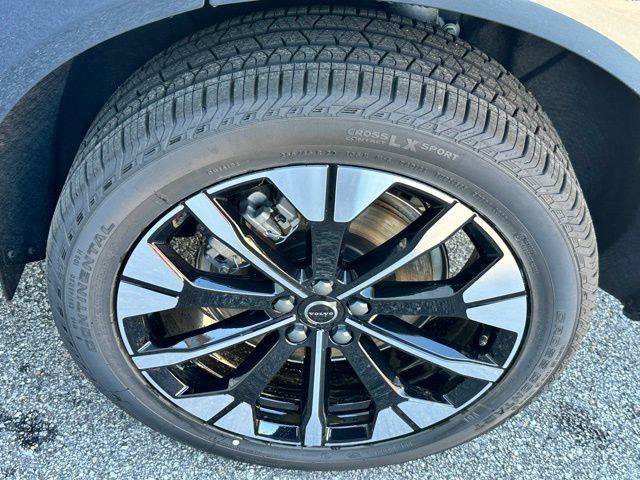 New 2026 Volvo XC60 T8 Plus w/ Protection Package Premier AWD/4WD image 24
